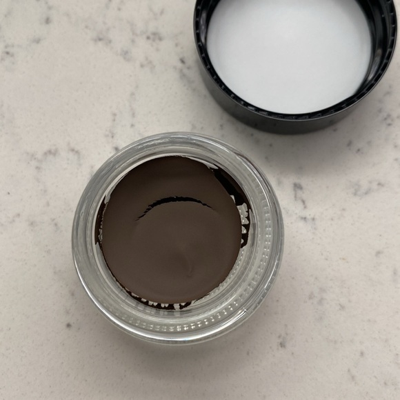Anastasia | Dipbrow pomade makeup - Picture 4 of 4